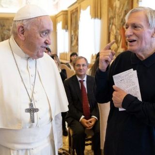 Don Ciotti ritratto con Papa Francesco (ph. Vatican News)