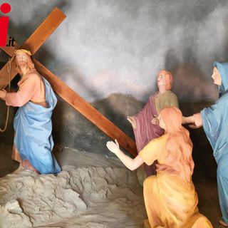 Alcune delle installazioni artistiche ospitate nelle varie cappelle