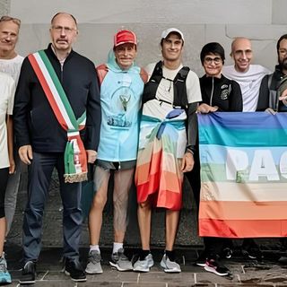 In corsa per la pace: la maratona di Ghiberti da Asti fino ad Assisi