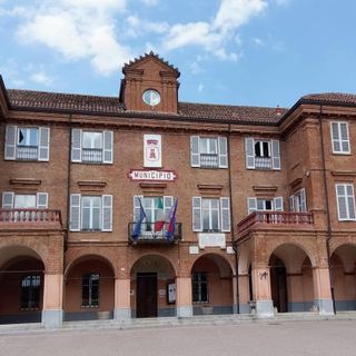 Municipio di Castelnuovo Belbo (immagine d'archivio)
