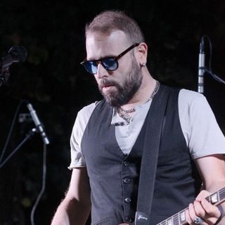 Il cantautore astigiano Stefano Zonca torna con "La nostra età"