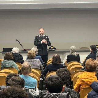 Carabinieri in cattedra contro la violenza sulle donne: doppio incontro a Canelli e Nizza Monferrato Carabinieri in cattedra contro la violenza sulle donne: doppio incontro a Canelli e Nizza Monferrato