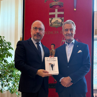 Giorgio Galvagno si racconta in un libro: l'incontro con il sindaco Rasero