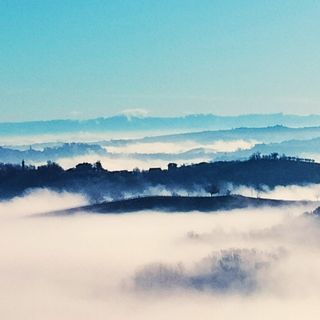 Un'immagine di Cisterna con la nebbia