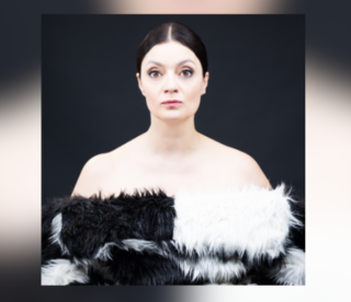 Prosegue la stagione di prosa di Moncalvo con un varietà "storto" in scena al Teatro Civico