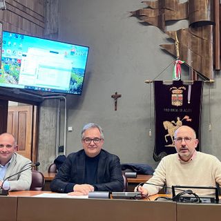 Al centro, l’assessore Gallo con il presidente della Provincia, Rasero e il consigliere Massaglia