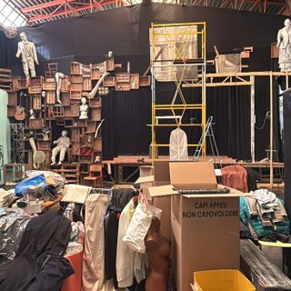 Smantellamento in corso in via Scarampi