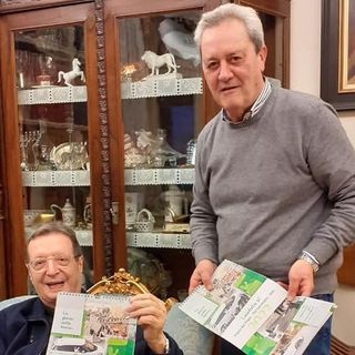 Nel giorno dell'addio al Papa emerito, il calendario della &quot;Comunità Laudato Si' - Vigna del Papa&quot; consegnato in Vaticano
