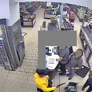 Arrestato dalla Squadra Mobile della questura il responsabile della rapina aggravata alla Lidl di Asti dello scorso giugno (VIDEO)