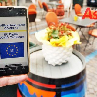 Green pass, il governo pensa all'obbligo da ottobre per dipendenti pubblici e per lavoratori di bar, ristoranti e palestre