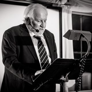 Alberto Maravalle nella foto postata su Facebook da sua figlia Paola