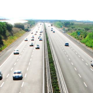 Weekend di Ferragosto con traffico molto intenso. I consigli di Anas per chi si sposta