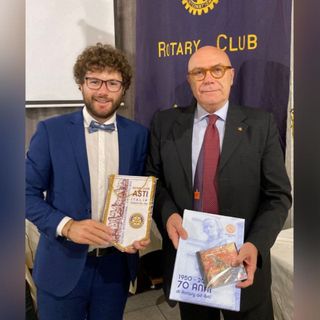 Davide Aschieri (a sinistra) con il presidente Rotary Club Asti Maurizio Mela