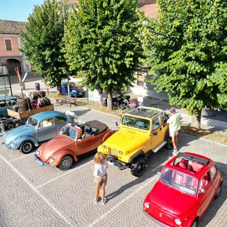 Castelnuovo Belbo: successo per il raduno di auto e moto d’epoca