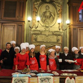 Asti profuma di Autunno: tra Fiera del Tartufo e Bagna Cauda Day, tutti gli aromi della città in un piatto