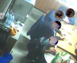 Un momento di una riunione di alcuni degli affiliati della presunta 'locale' ripreso una telecamera nascosta dai carabinieri
