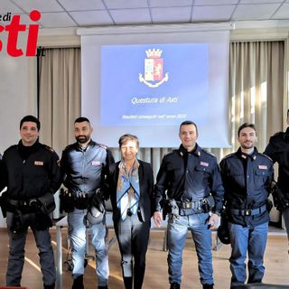 Il Questore con i nuovi vice ispettori in servizio ad Asti. Galleria fotografica a cura di Merfephoto - Efrem Zanchettin