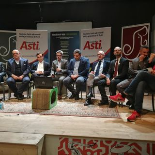 Questa mattina Sergio Chiamparino incontra gli astigiani e i candidati al mercato
