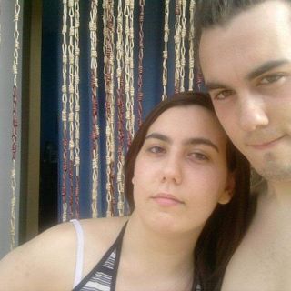 Emanuel con la sorella Chiara