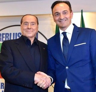 Berlusconi e Cirio ritratti in una foto d'archivio