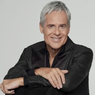 Claudio Baglioni (ph. Alessandro Dobici)