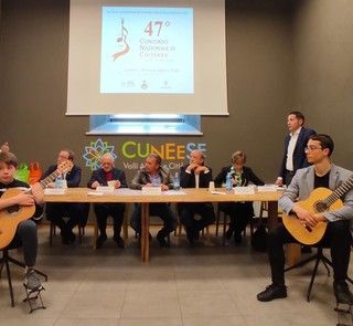 Nelle foto: alcuni momenti della conferenza stampa a cui hanno presenziato i Consiglieri Regionali Paolo Bongioanni e Matteo Gagliasso, il Sindaco di Pamparato Franco Borgna, la Consigliera Comunale di Cuneo Carla Isoardi, il Presidente dell'ATL del Cuneese Mauro Bernardi insieme ai Vice Presidenti Gabriella Giordano e Rocco Pulitanò