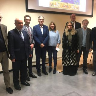&quot;Porcellana e vetro attraverso la Via della Seta&quot;, la conferenza che ha affascinato gli astigiani