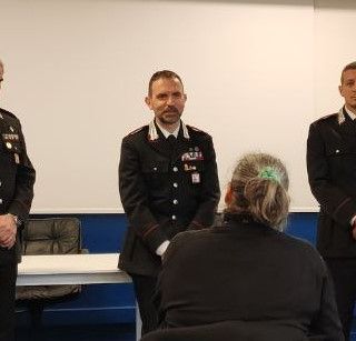 Un momento della conferenza stampa svoltasi questa mattina: al centro della foto il Tenente Colonnello Lando