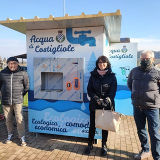 Nell'immagine, da sinistra a destra, il consigliere comunale Claudio Austa, la vicesindaco di Costigliole d'Asti Tanya Arconi e l'assessore all'Ambiente e Ecologia Giuseppe Fiore