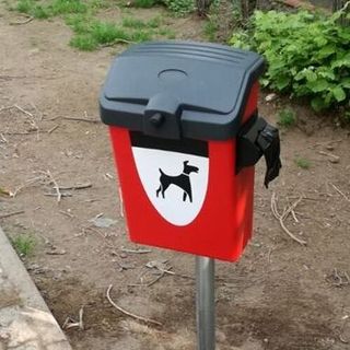 Cestino di raccolta delle deiezioni canine
