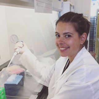 Eleonora Aquilini in laboratorio