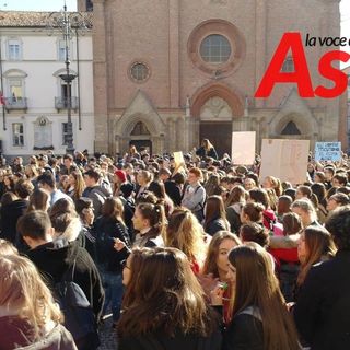 Un'immagine della manifestazione del marzo scorso
