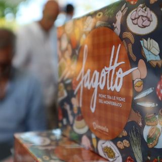 Nel weekend all’agriturismo Terra d’Origine di Portacomaro con l’Agrifestival, vendemmia, pic nic, yoga e creme di bellezza in vigneto