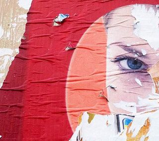 La copertina del libro Sos Donna di Laura Nosenzo e Pellegrino Delfino (Foto Giulio Morra)