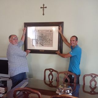 Il comune di Villanova riceve in dono una stampa dell'opera &quot;Villanova dell'Astegiana&quot;, tratta dal &quot;Theatrum Sabaudiae&quot;