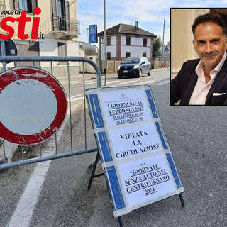 Nell'immagine (Merfephoto) uno dei varchi d'ingresso allestiti ieri in città. Nel riquadro, l'assessore Luigi Giacomini