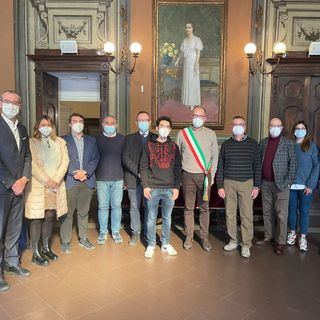 Asti: ricevuto in Municipio Piervittorio Conti, primo alle Olimpiadi di Fisica del Piemonte