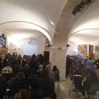 Al Monti gli allievi hanno salutato l'arrivo delle vacanze con un concerto