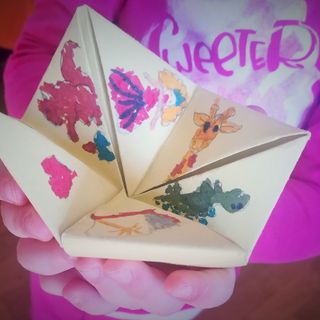 Storie dall'alveare&quot;, una favola al giorno per i vostri bambini. Oggi &quot;Il fiore indovino&quot;