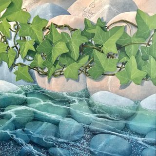 L'edera vicino all'acqua, una delle opere esposte in mostra