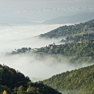 Loazzolo, uno dei borghi dove fare spesa