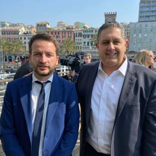 Il neo segretario provinciale di Italia al Centro, Luca Quaglia, con il presidente nazionale Giovanni Toti