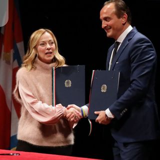 Giorgia Meloni e Alberto Cirio (Merphefoto)