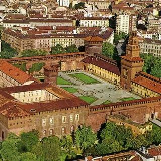 Una vista dall'alto dello splendido Castello Sforzesco