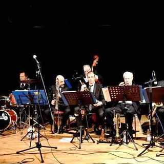 A Valleandona, &quot;sotto le stelle del jazz&quot;, arriva la Mobil Swing band