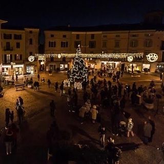 Anche Moncalvo ha iniziato il conto alla rovescia in vista del Natale