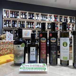 Coldiretti: al Mercato Contadino di Campagna Amica la nuova oleoteca