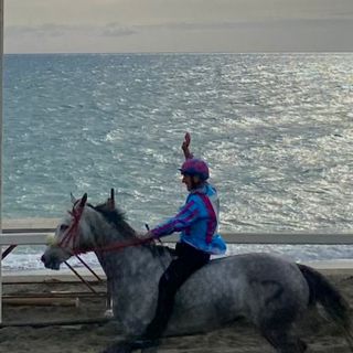 Dino Pes taglia vittorioso il traguardo (foto gentilmente concessa dal Canapo)