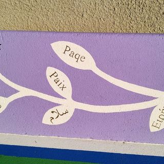 Ieri a Motta è stata inaugurata la ‘panchina della pace”