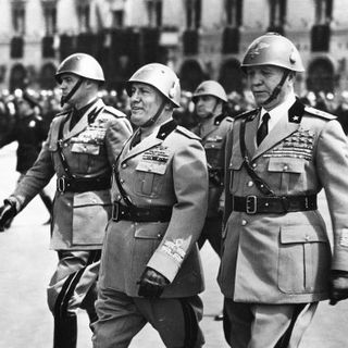 Il generale Badoglio con Benito Mussolini